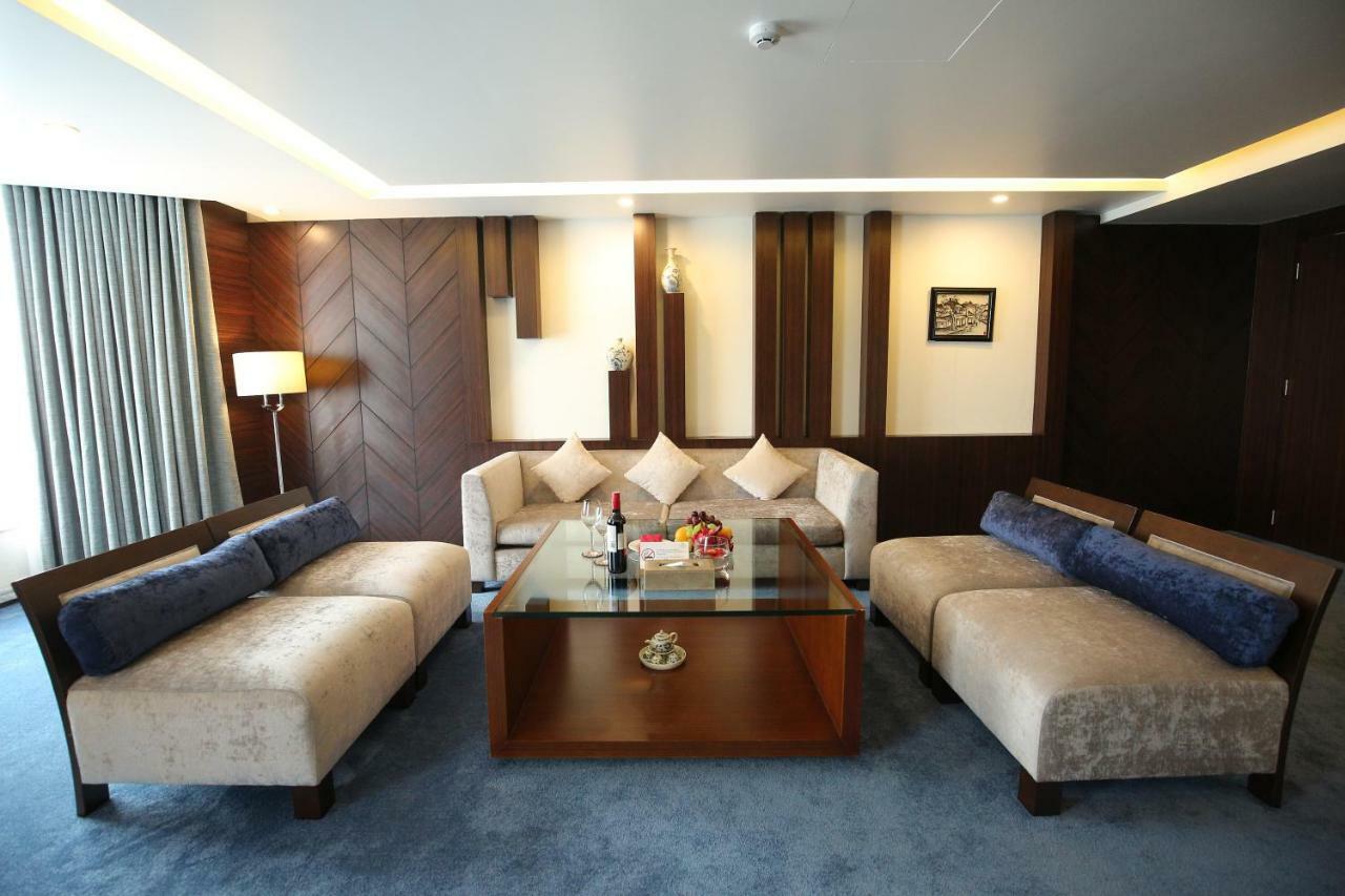Central Luxury Ha Long Hotel Exterior photo